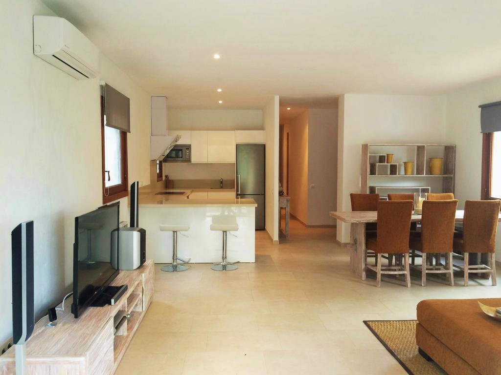 Diseno Cami Can Fornet Villa Can Furnet